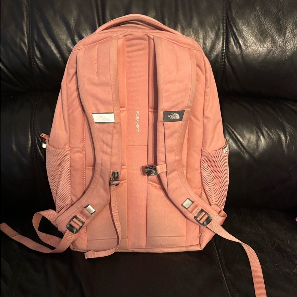 Used North face Jester Backpack Shady Rose Dark Heather/Gardenia White - Picture 5 of 6